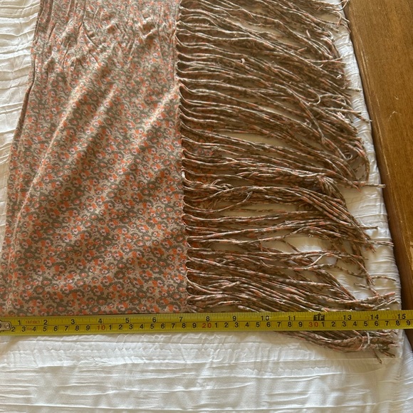 Chan Luu summer coral fringe scarf - Picture 5 of 5